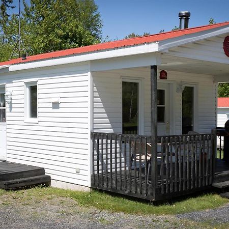 Camping Chalets Spas Pignons Rouges Saint Romain Экстерьер фото